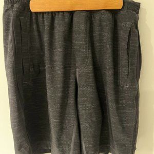 Lululemon Pace Breaker Lined Shorts '9 in black size large
